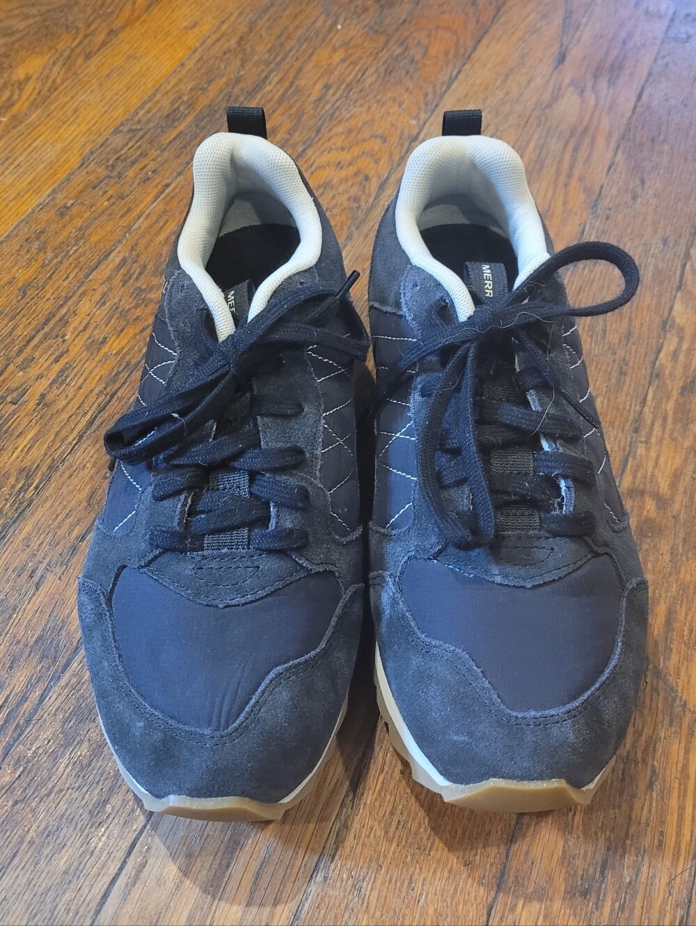 Womens Size 8.5 Black Merrell Alpine Sneaker Excellent Condition